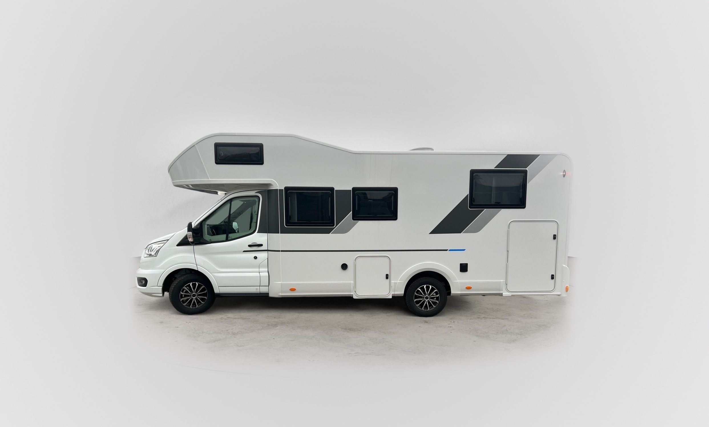 Wohnmobil-mieten_sun-living_cut
